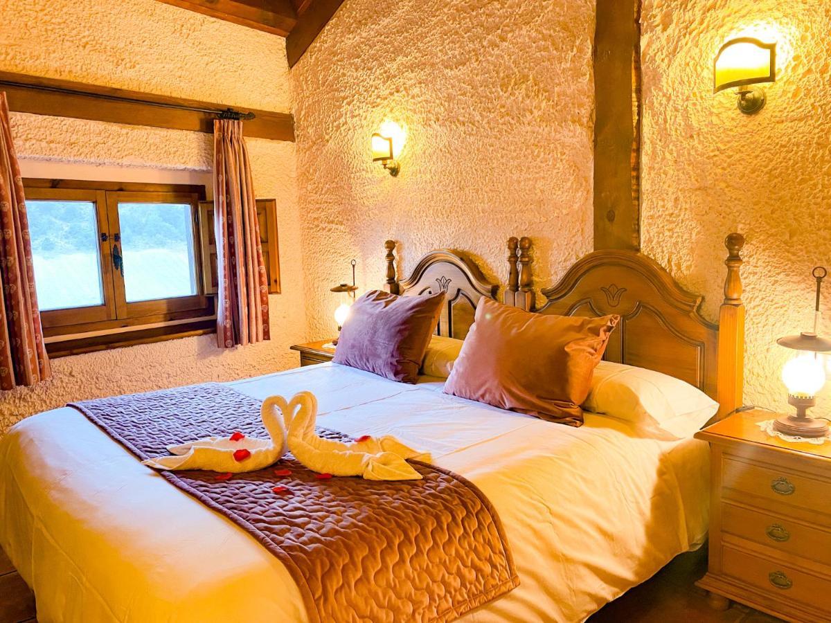 Posada Real De Carreteros Casarejos ภายนอก รูปภาพ