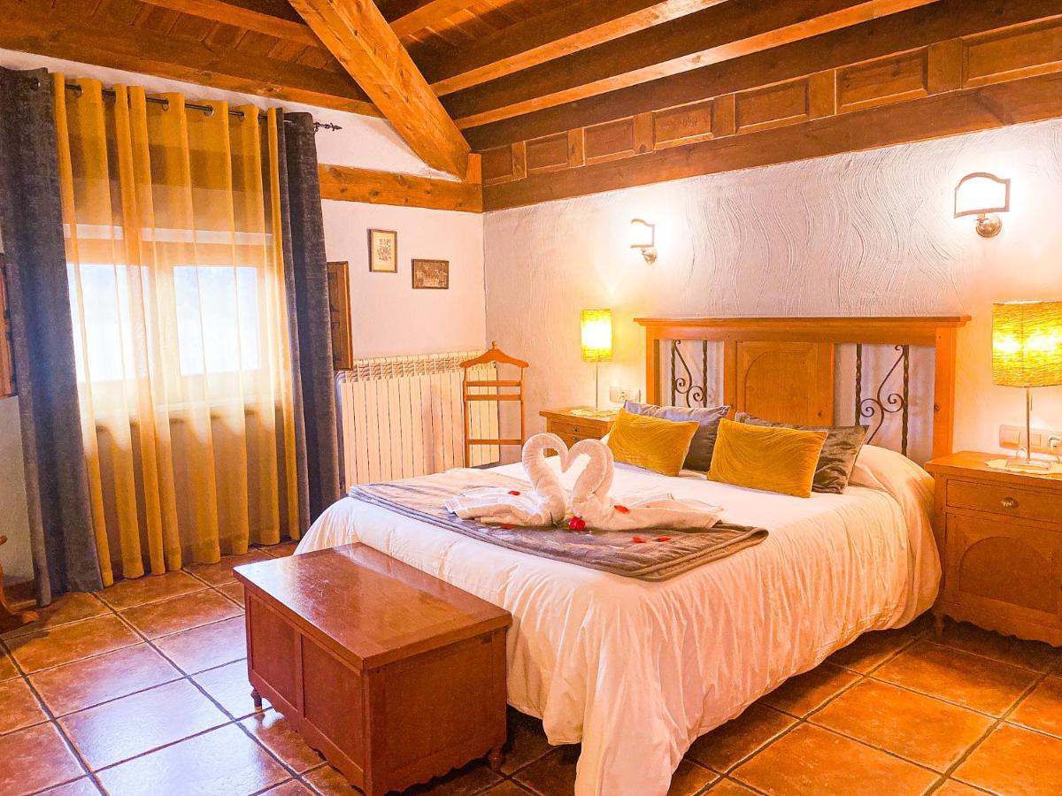 Posada Real De Carreteros Casarejos ภายนอก รูปภาพ