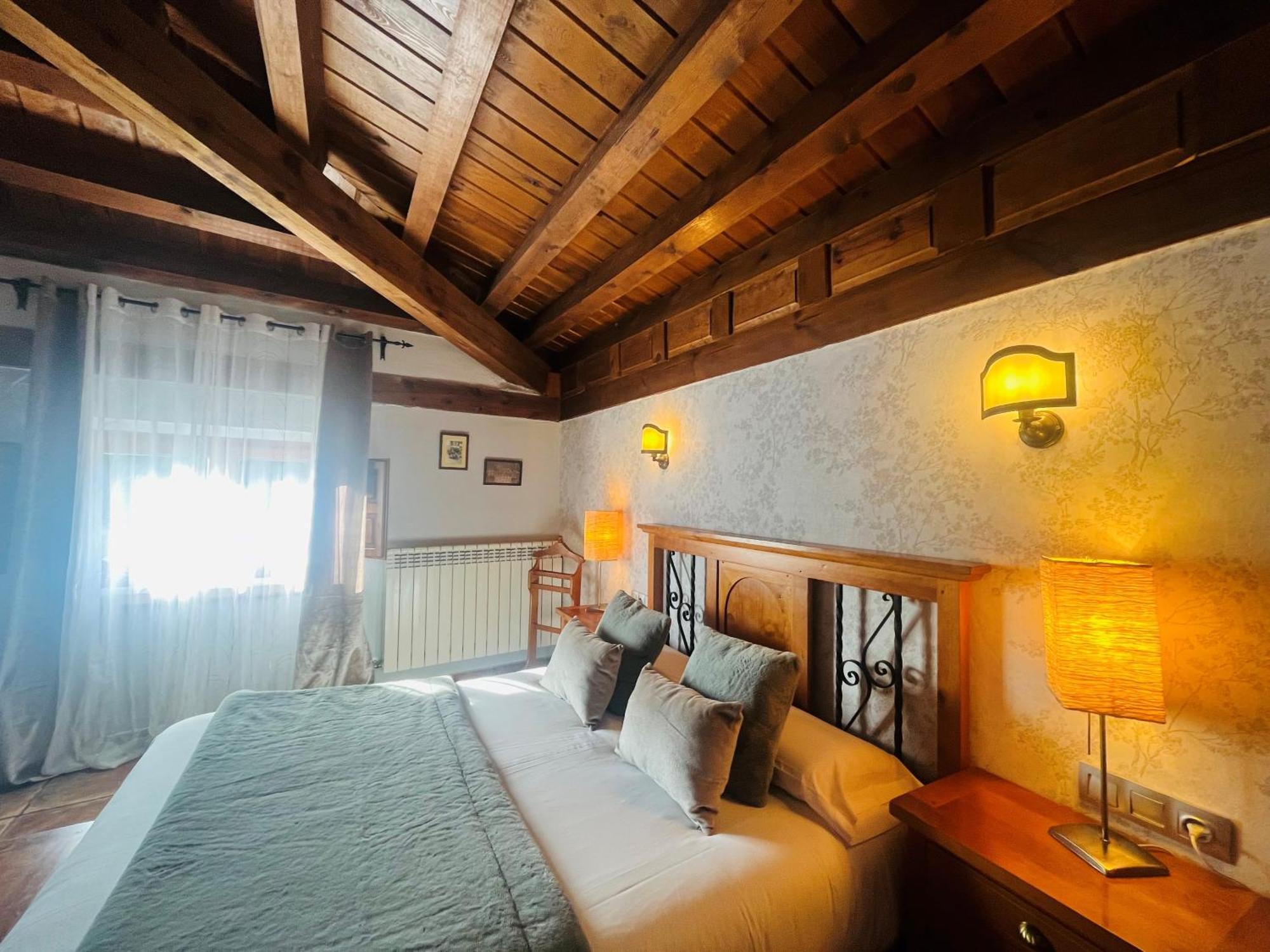 Posada Real De Carreteros Casarejos ภายนอก รูปภาพ
