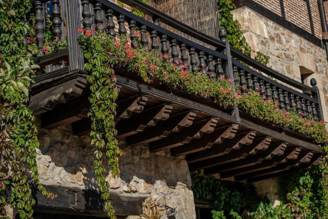 Posada Real De Carreteros Casarejos ภายนอก รูปภาพ